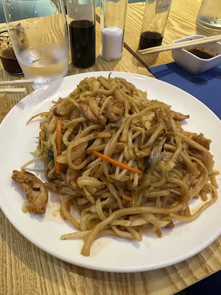 Fried Noodles with Chicken